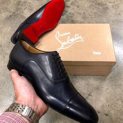 men's red bottom dress shoes.